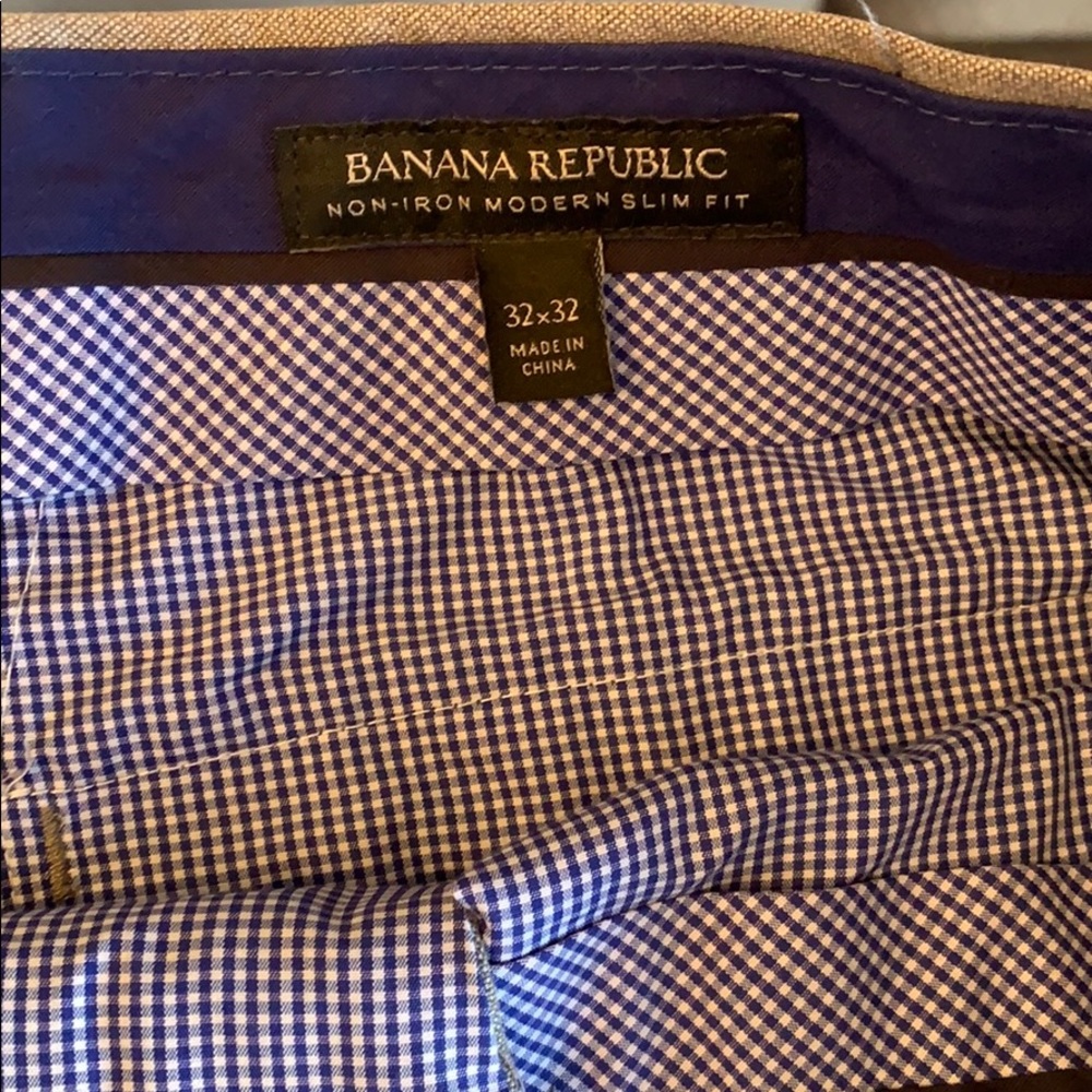 Banana Republic Men’s Gray Dress Pants - Picture 2 of 4